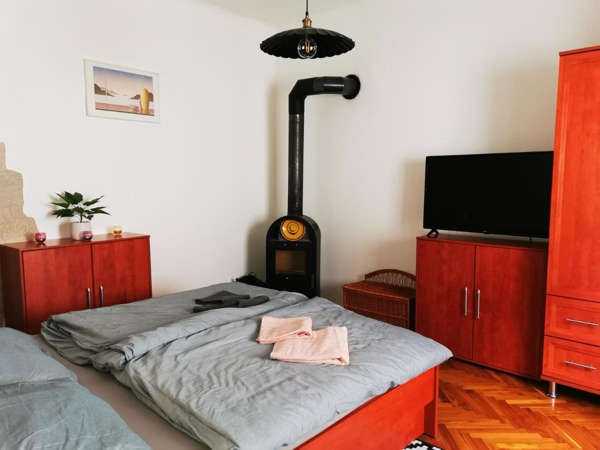 Lehel Apartman Keszthely Exterior photo
